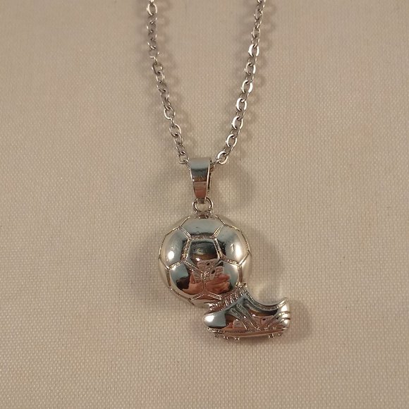 Silver Soccer Ball Sport Pendant Chain Necklace Gorgeous Party Gift - Picture 4 of 6